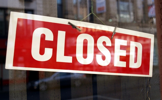 Declining Profits in Retail Make Retailers Embrace E-Commerce