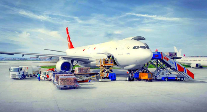 Ecommerce shipment companies shaken by airline cancellations