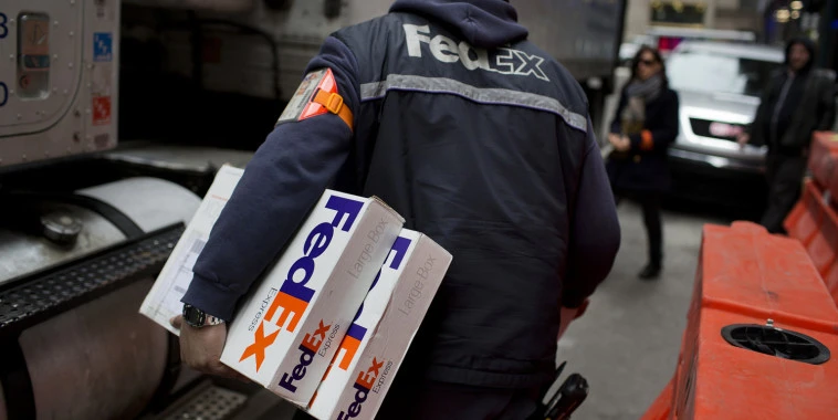Startup or Established Logistic Player- Whom should you choose?