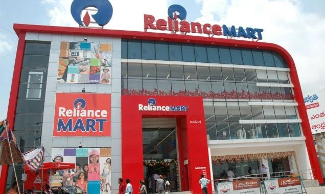 Is Reliance Retail set to launch its own ecommerce portal by May 2015?