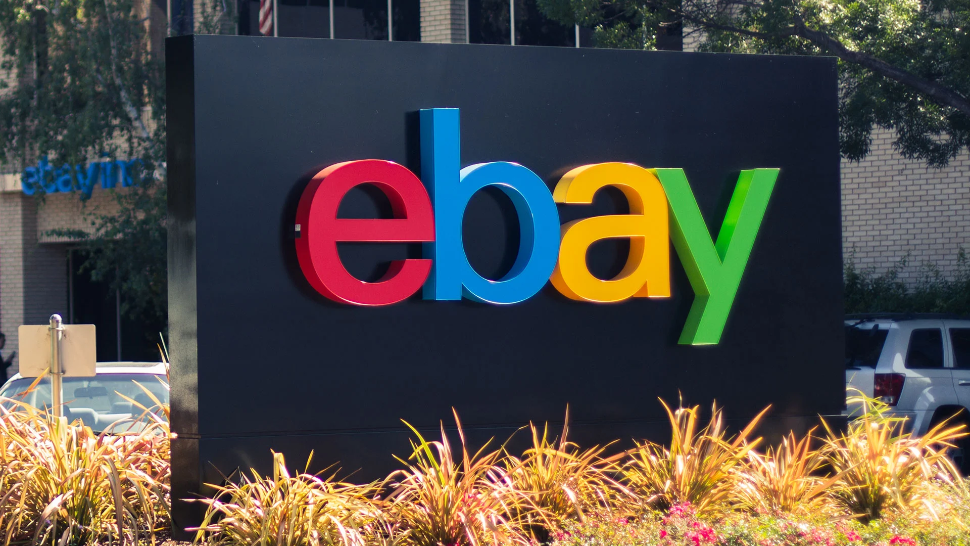 eBay announces changes in Shipping Price option