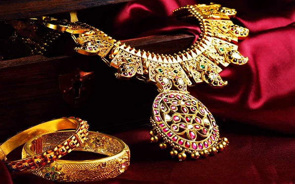 Another offline biggie enters ecommerce; Leading jeweller, Kalyan Jewellers to start selling online