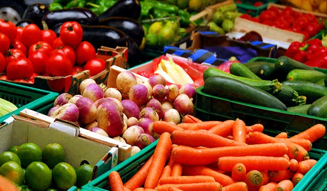 Online grocers try to oust kirana stores with super-fast delivery, but can they?