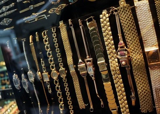 Counterfeit products disrupting luxury ecommerce space
