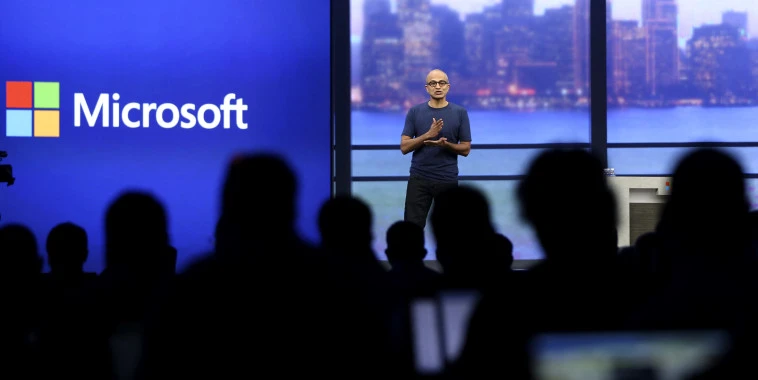 Ecommerce players Snapdeal, Paytm team up with Microsoft to unleash online business opportunities