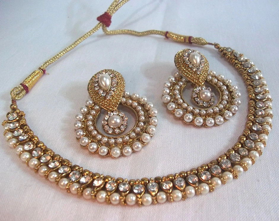 Craftsvilla plans to roll out 10 experience stores in next 4 months to boost online sales