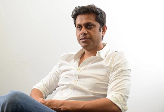 Mukesh Bansal, Ankit Nagori resign- Flipkart’s top management shaky? Meanwhile, is Amazon silently moving ahead?