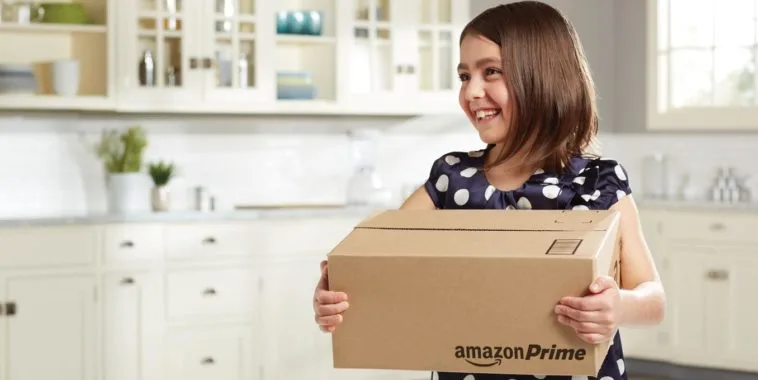 Amazon steals the number one spot from Flipkart yet again!