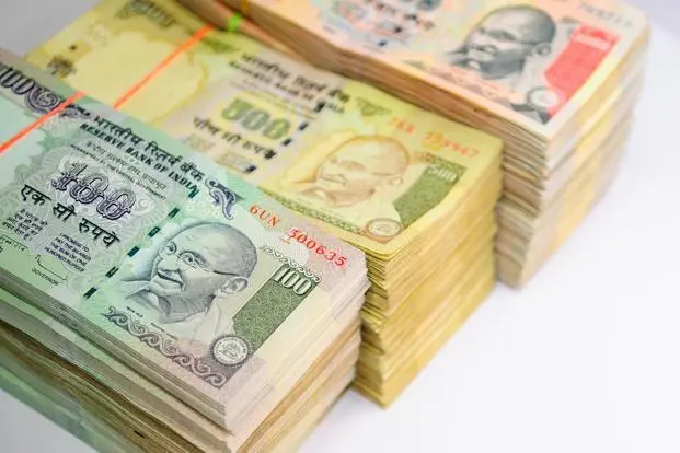 Few takers for seller loans; no bumper ecommerce sale this festive season?