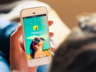 Flipkart scrambling to reduce WS Retail sale share; battling top level exits