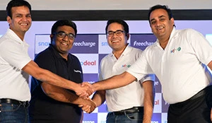 Snapdeal sells Freecharge at 90% discount to Axis Bank