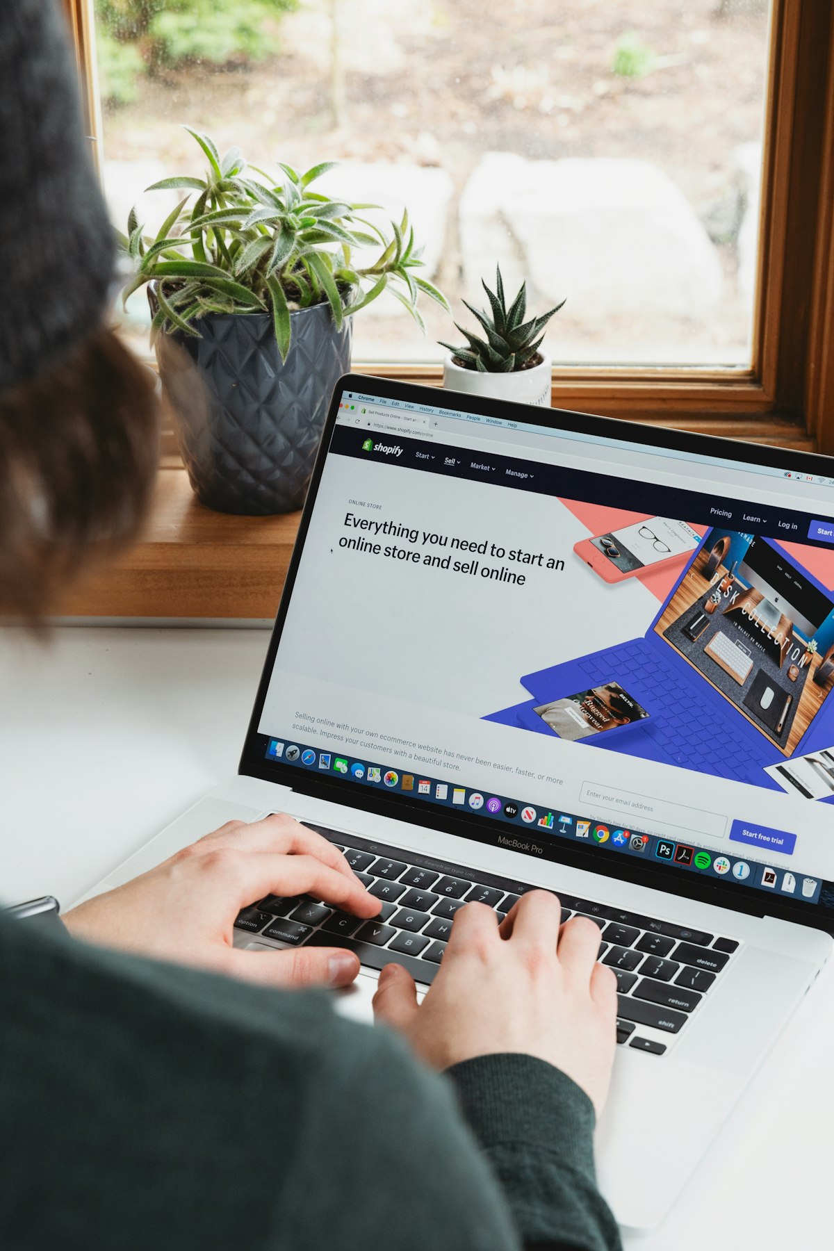 Quick Commerce 2025: How Blinkit, Zepto & Swiggy Are Fighting for Your 10-Minute Order
